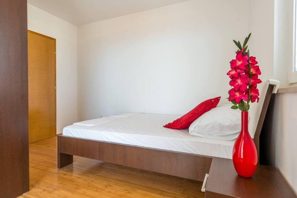 Apartment Belvedere With Magnificent Sea View Terrace Dubrovnik Bagian luar foto