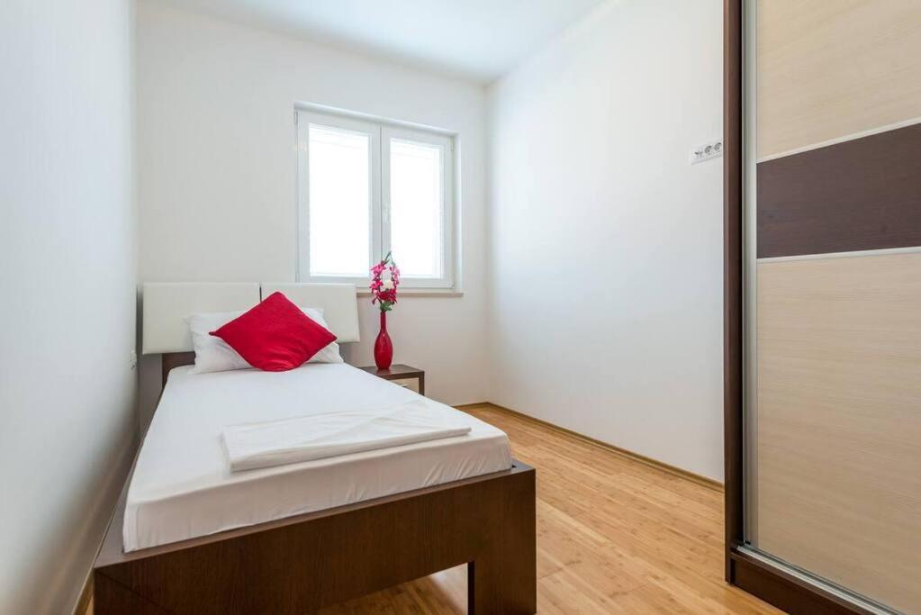 Apartment Belvedere With Magnificent Sea View Terrace Dubrovnik Bagian luar foto