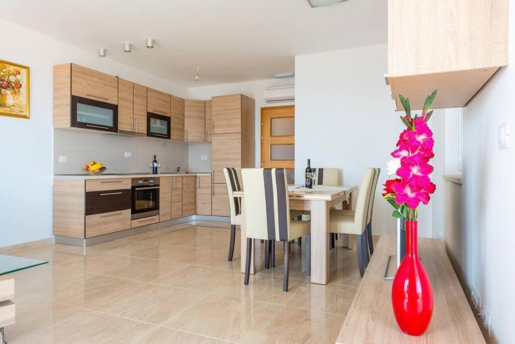 Apartment Belvedere With Magnificent Sea View Terrace Dubrovnik Bagian luar foto